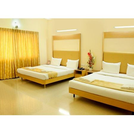 Hotel Rajadhane Madurai Esterno foto