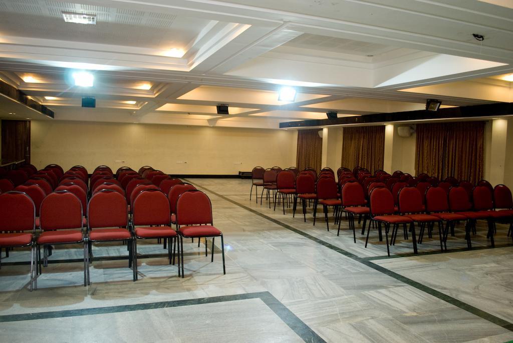 Hotel Rajadhane Madurai Esterno foto