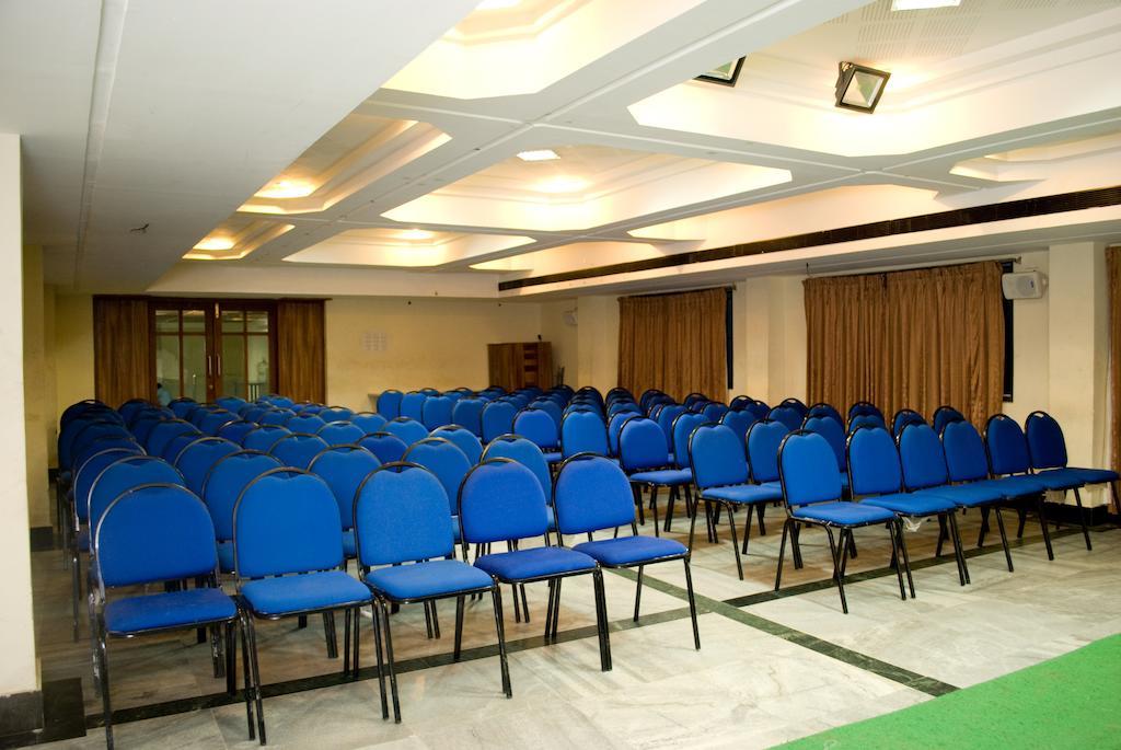 Hotel Rajadhane Madurai Esterno foto