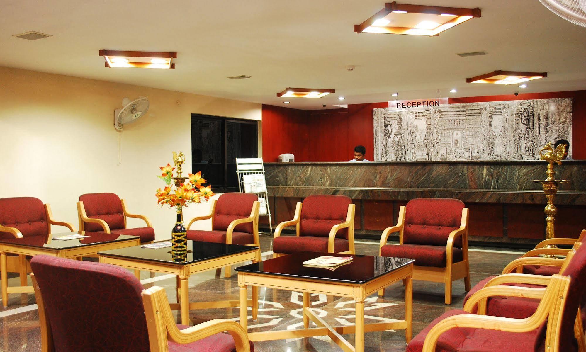 Hotel Rajadhane Madurai Esterno foto