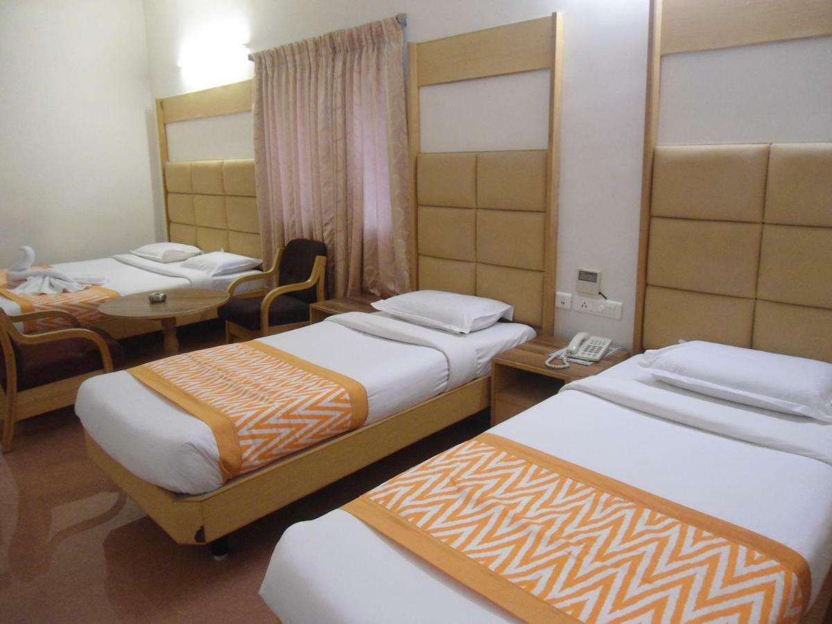 Hotel Rajadhane Madurai Esterno foto