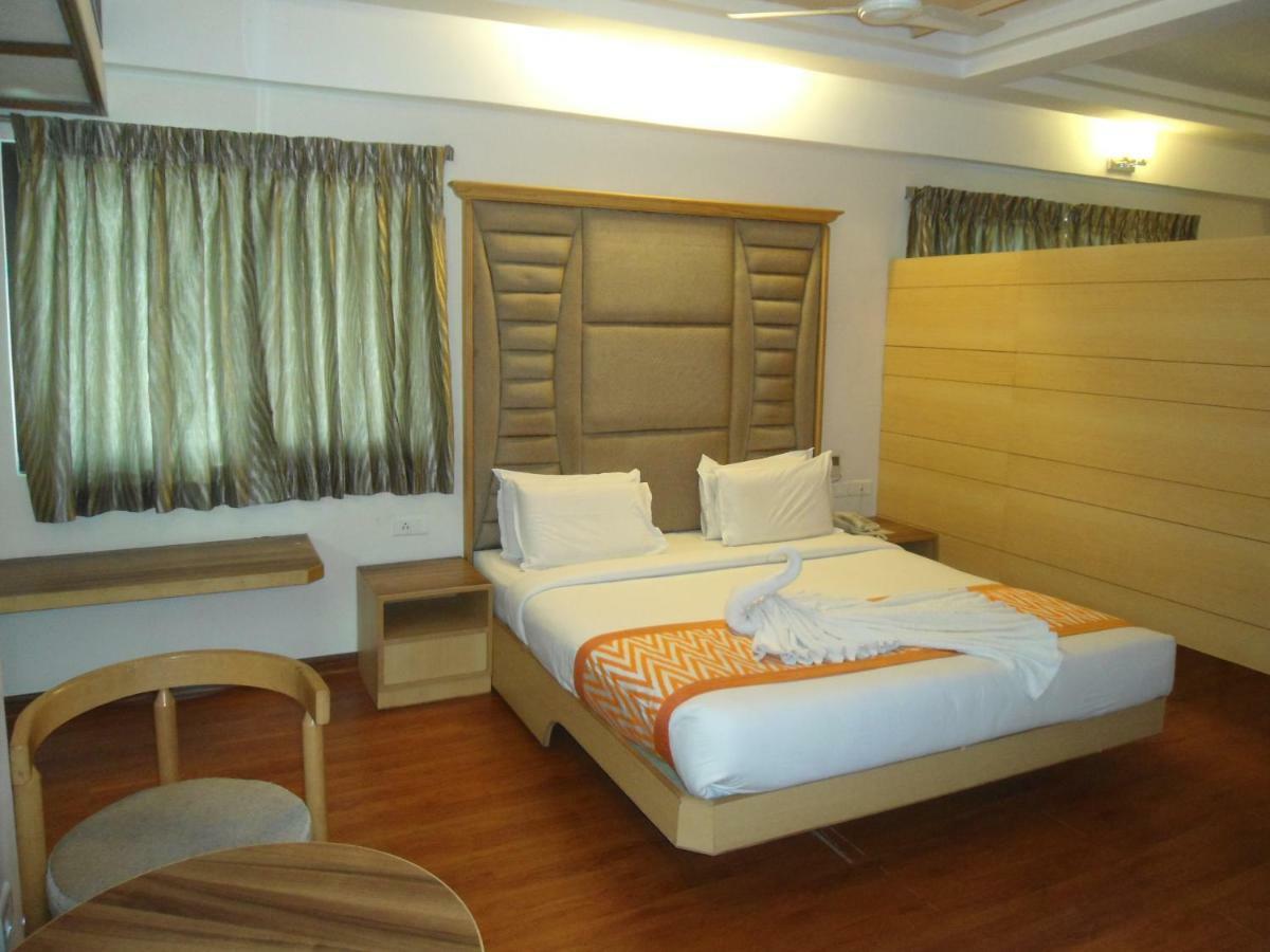 Hotel Rajadhane Madurai Esterno foto
