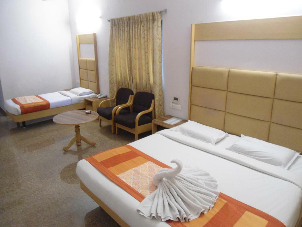 Hotel Rajadhane Madurai Esterno foto